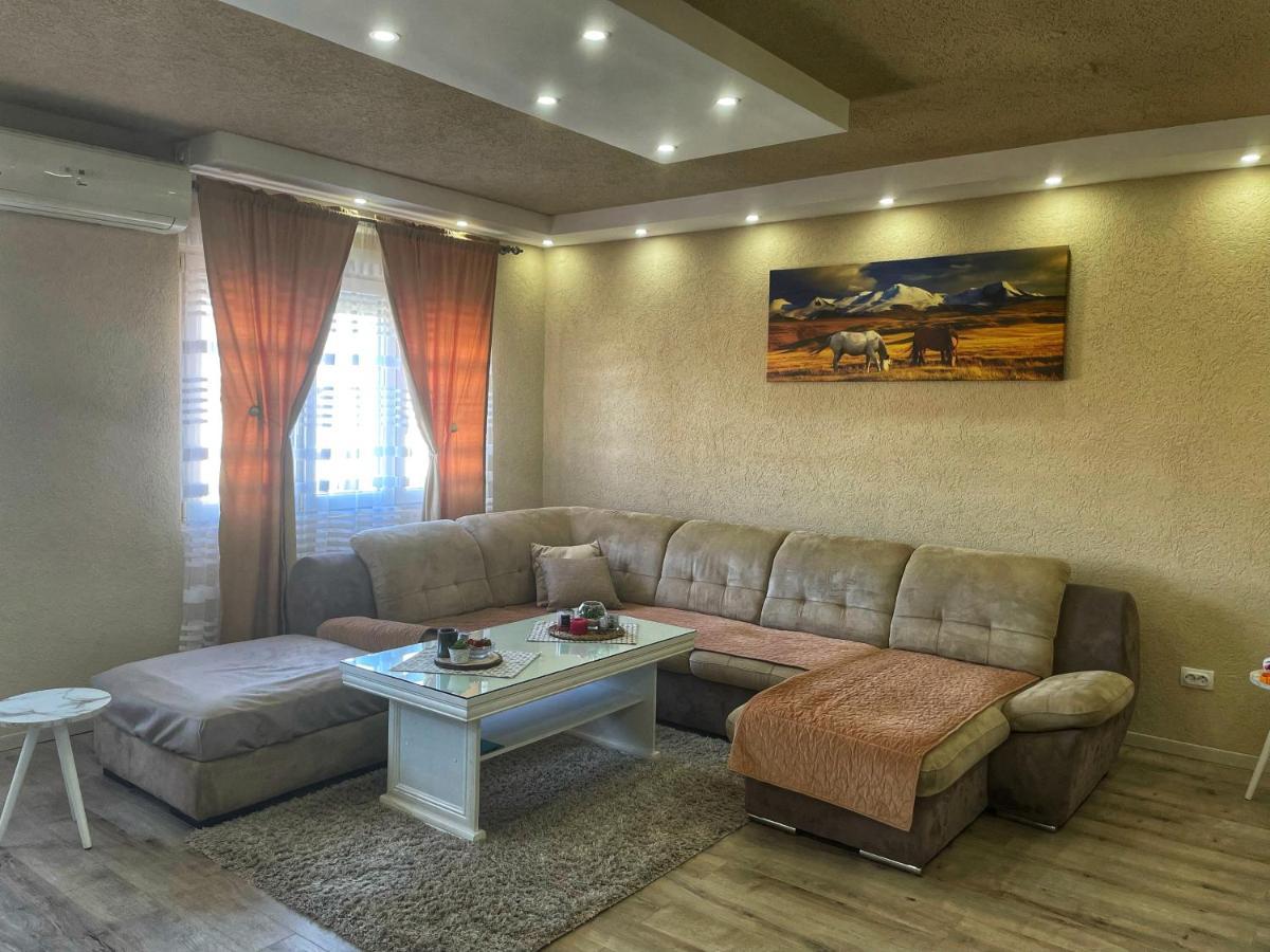 Apartment Alexandar Podgoriçe Dış mekan fotoğraf